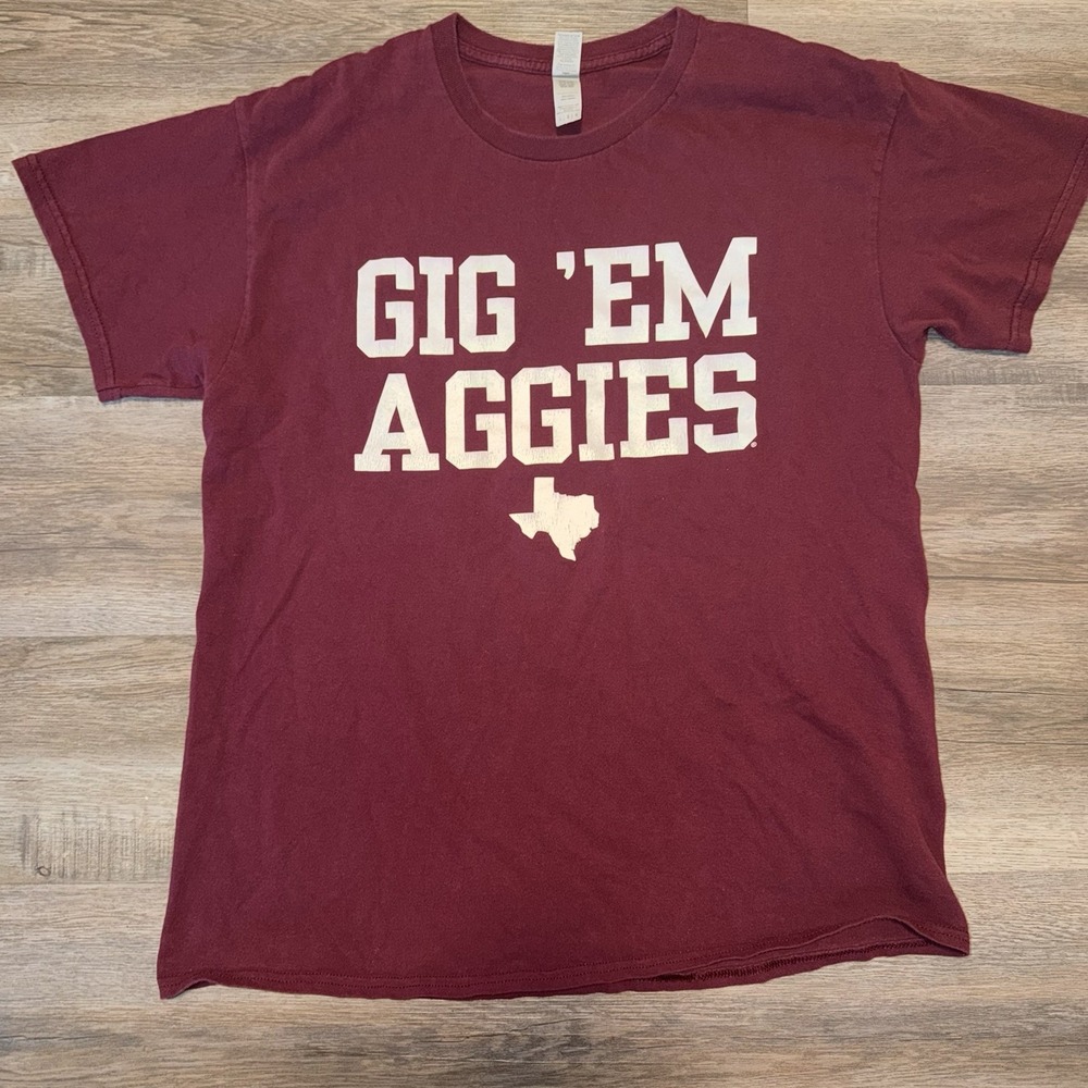 Texas A&M Aggies Team Spirit Shirt Mens Large NCAA Football Basketball